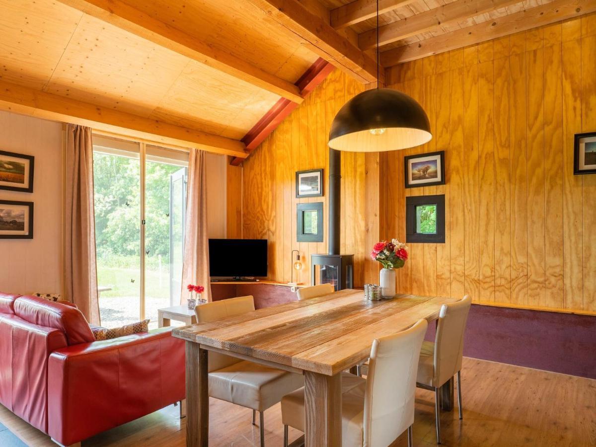 A Lovely Cottage On The Dwingelderveld Nature Park Beilen Exterior foto
