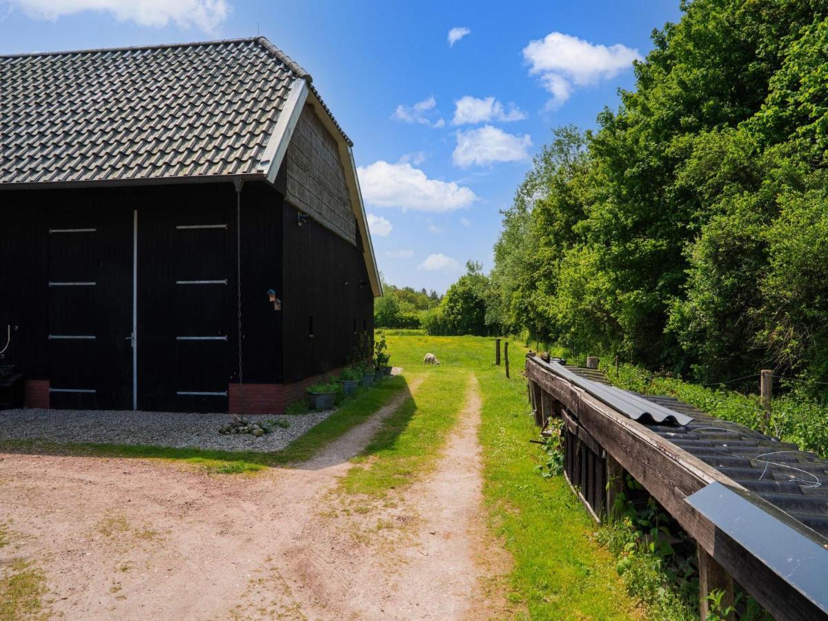 A Lovely Cottage On The Dwingelderveld Nature Park Beilen Exterior foto